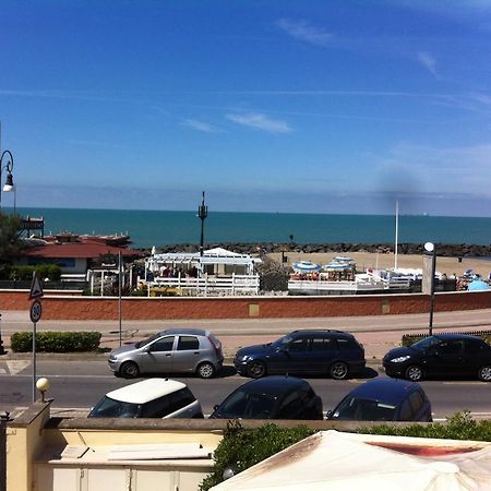 Rosa Dei Venti Hotel ฟิวมิชีโน ภายนอก รูปภาพ